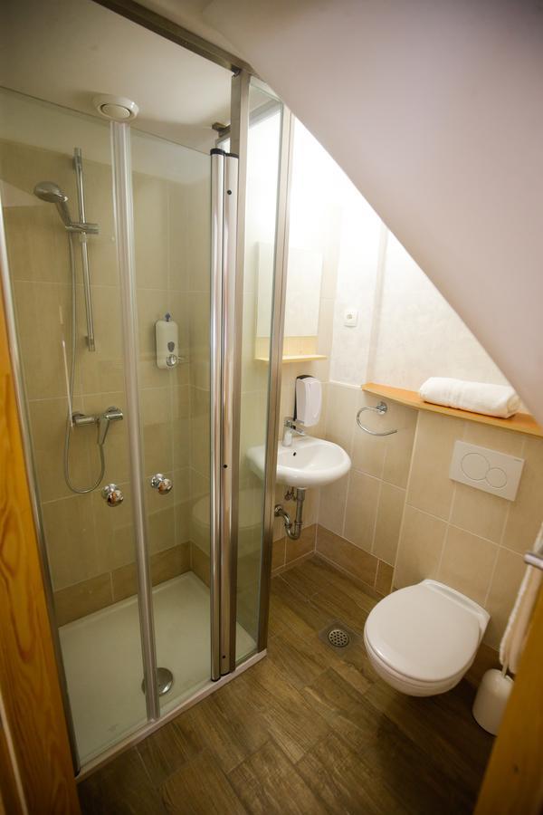 Gluten Free Bed & Breakfast Dezela Okusov Liubliana Exterior foto