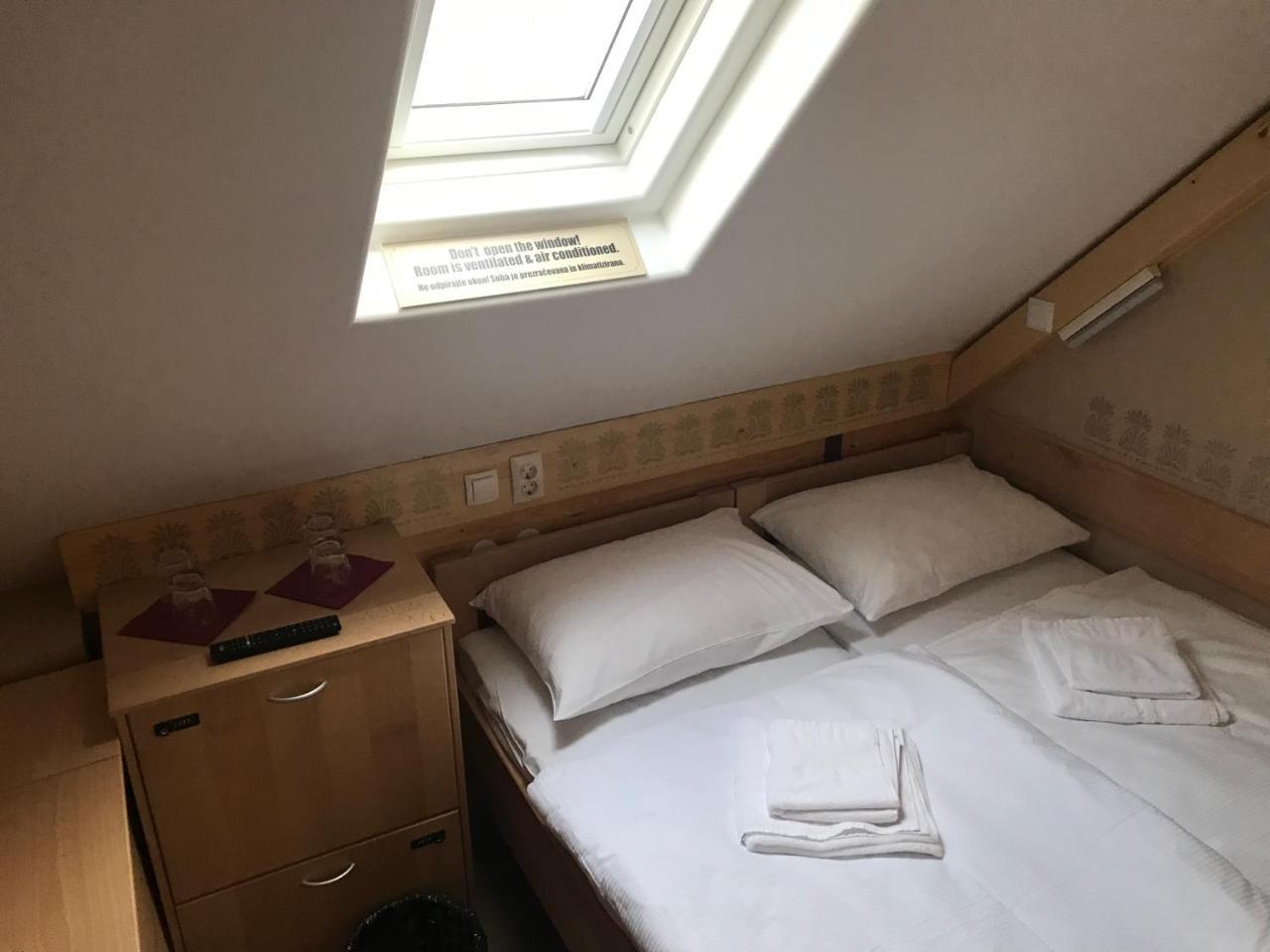 Gluten Free Bed & Breakfast Dezela Okusov Liubliana Exterior foto